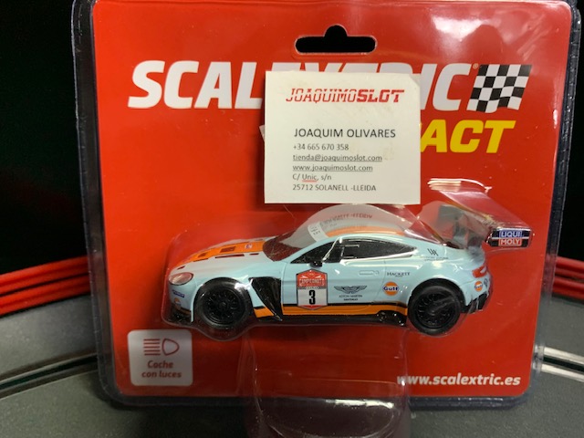 Scalextric Compact C10418S300 Aston Martin Vantage Gt3 Four B