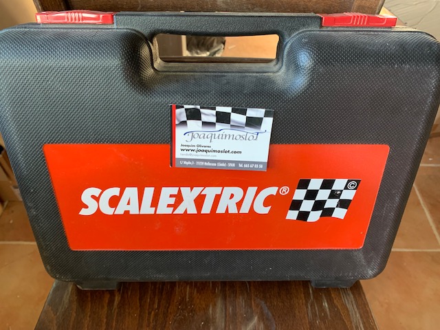 Scalextric Maletin 3 para 12 coches