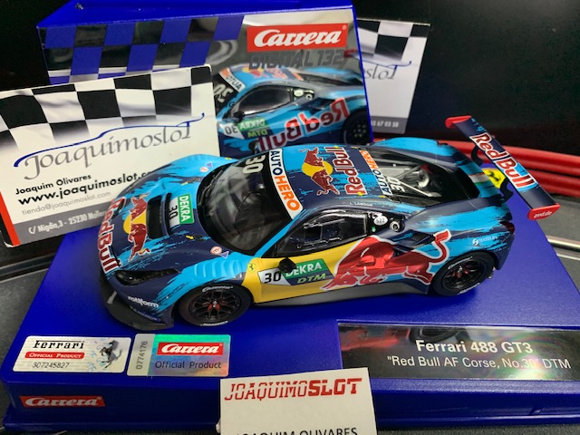 Carrera Digital 31032 Ferrari 488 GT3 Red Bull Af Course Nº30