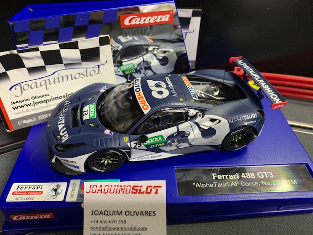 Carrera Digital 31033 Ferrari 488 GT3 Alpha Tauri Af Course Nº23