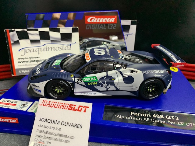 Carrera Digital 31033 Ferrari 488 GT3 Alpha Tauri Af Course Nº23