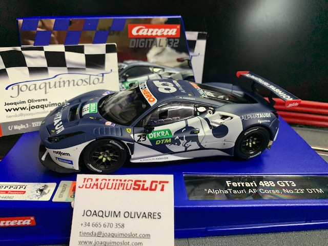 Carrera Digital 31033 Ferrari 488 GT3 Alpha Tauri Af Course Nº23