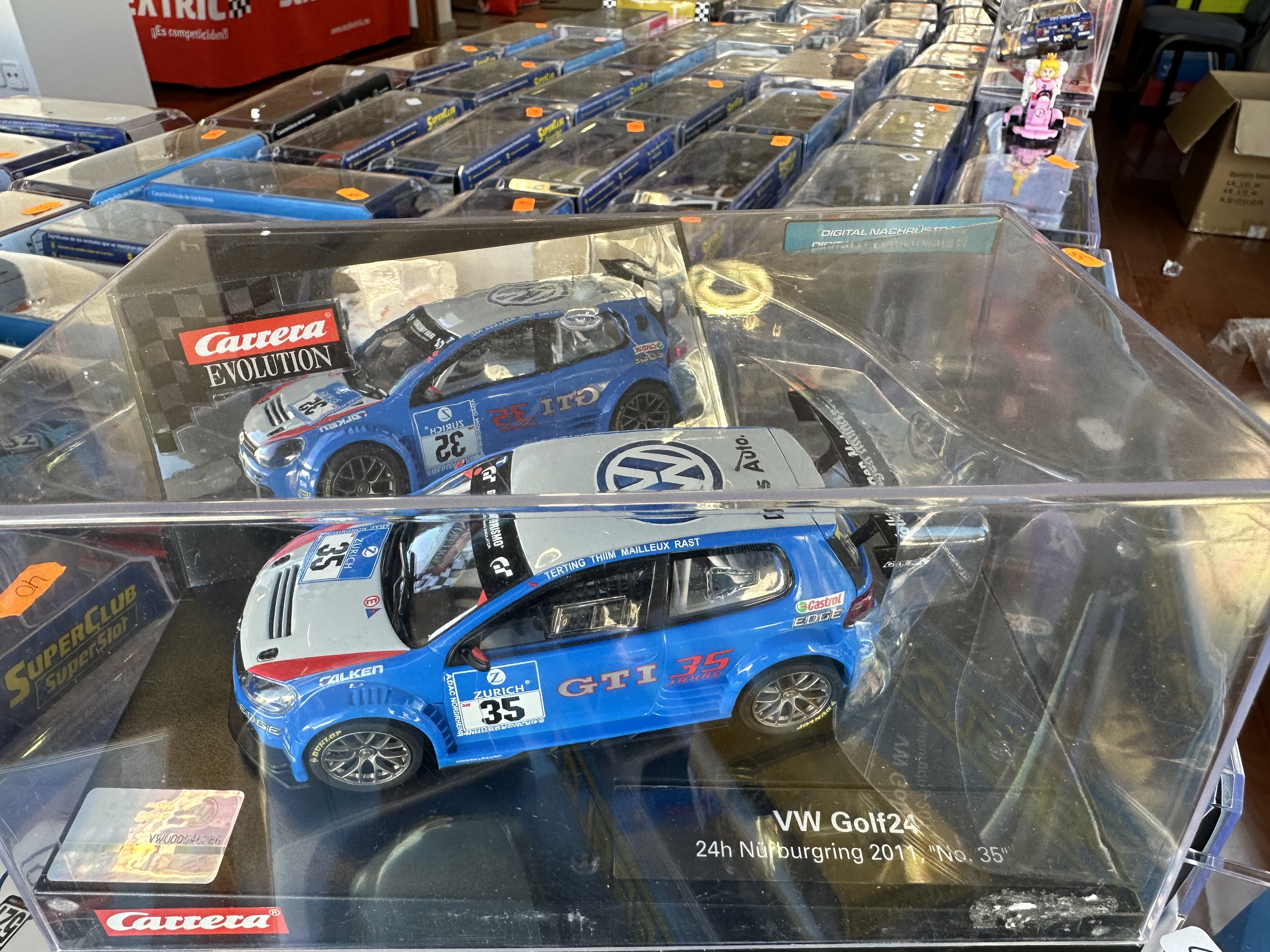 Carrera Evolution 27421 VW Golf Nurburgring 2011