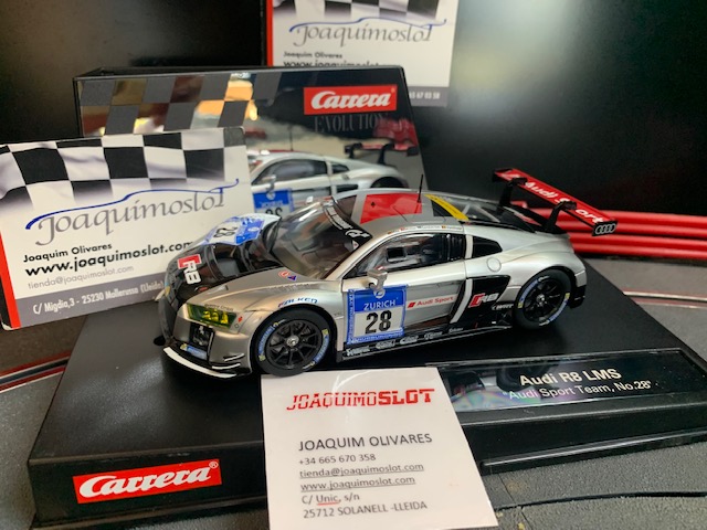 Carrera Evolution 27532  Audi  R8 LMS 