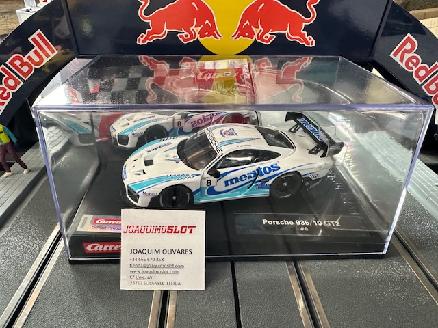 Carrera Evolution Mentos Porsche 935/19 GT2 #8