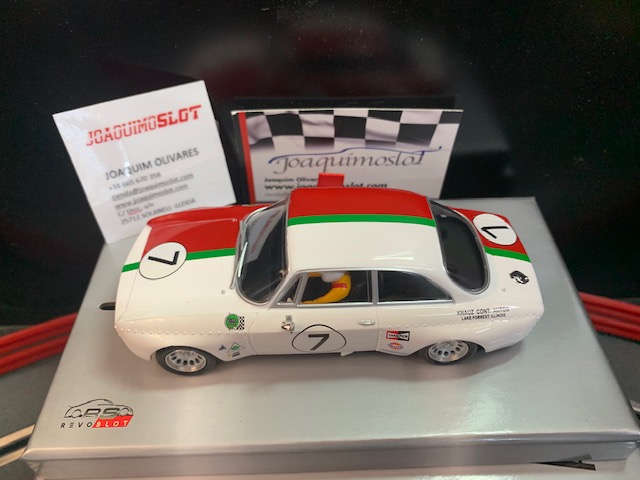 RevoSlot RS0153 Alfa Romeo GTA Green Valley No.7