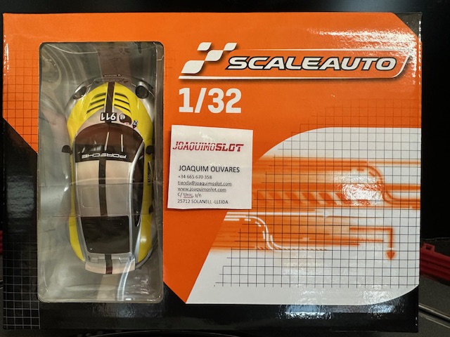 Scaleauto SC-6243C Porsche 911.2 GT3 RSR Cup Version