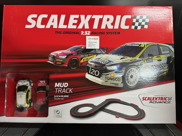 Scalextric U10385S500 Circuito Mud Track