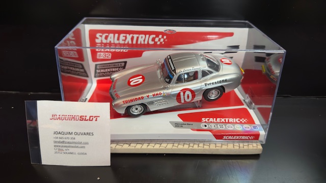 Scalextric U10557S300 Mercedes -Benz 300 SL Coupe Panamericana