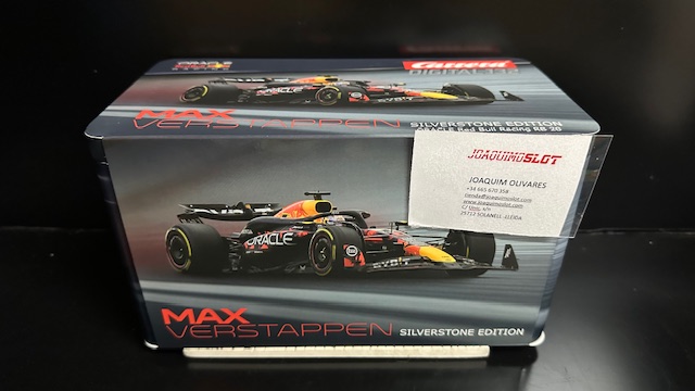 Carrera Digital 32048 Oracle Red Bull Racing RB20 'M.Verstappe