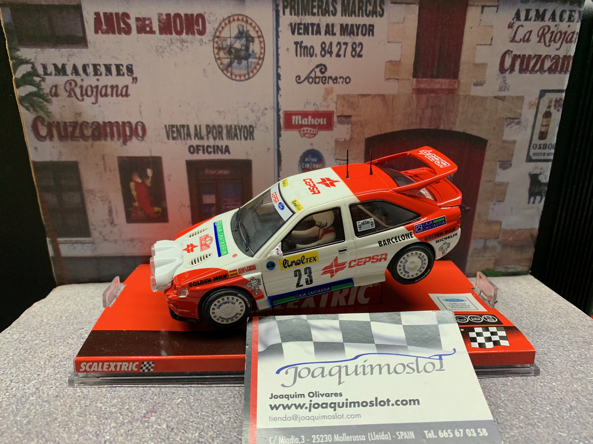 Scalextric A10196S300 Ford Escort  RS Cosworth  Pura