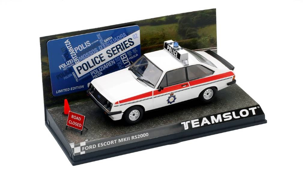 Teamslot SRE17 FORD ESCORT MIKII RS 2000 POLICIA