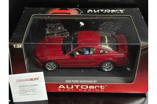 autoart 1/24 14002 ford mustang gt 2005