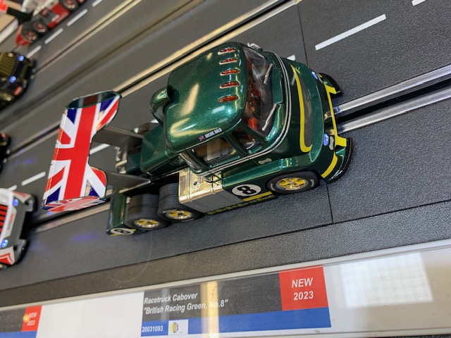 carrera digital 132 31093 cabover british racing green nº8