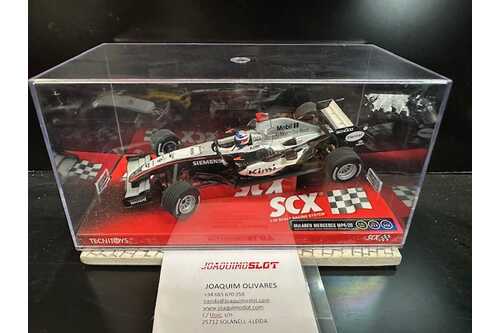 scalextric 62010 mc laren mercedes mp4-20 kimi #9