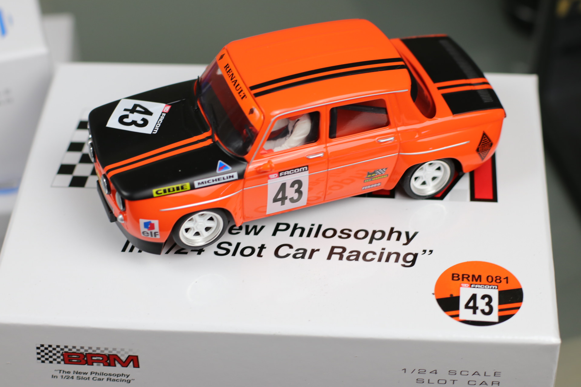 brm renault 8 gordini michelin orange # 43