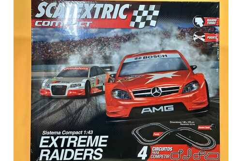 scalextric compact c10164s500 extreme raiders.