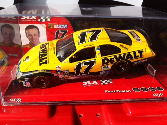 scalextric 62690 ford fusion "nº17 amarillo"