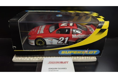 superslot h2373 nascar ford taurus n# 21