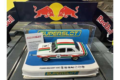 superslot h4314 ford escort mk1 #9 castrol racing