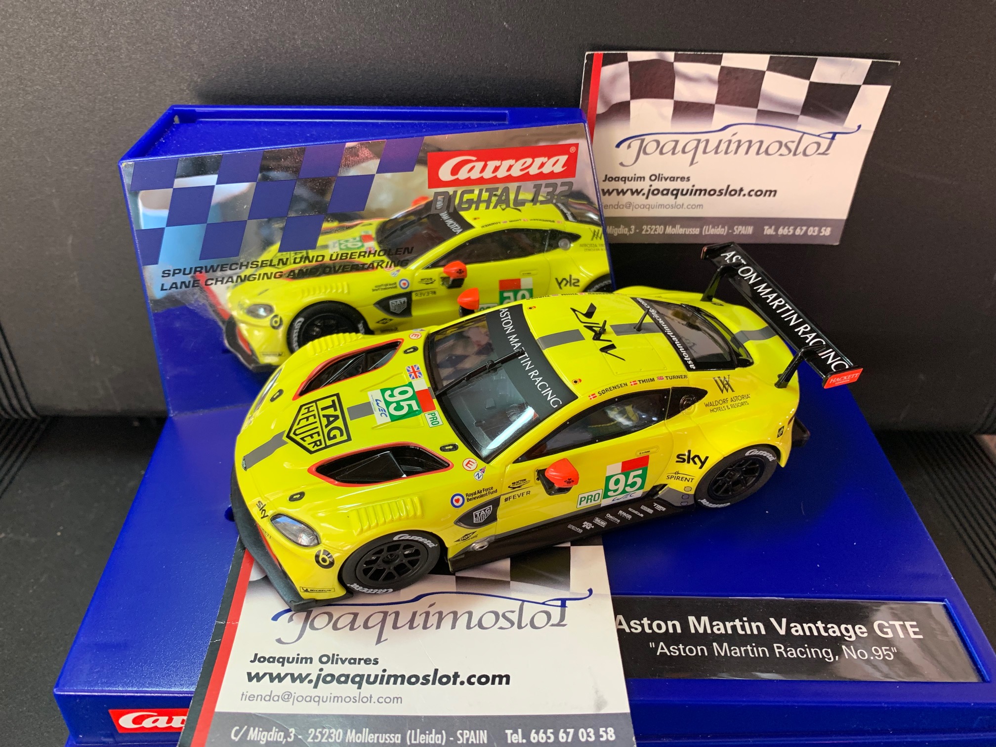 carrera digital 30930 aston martin vantage gte "aston martin rac