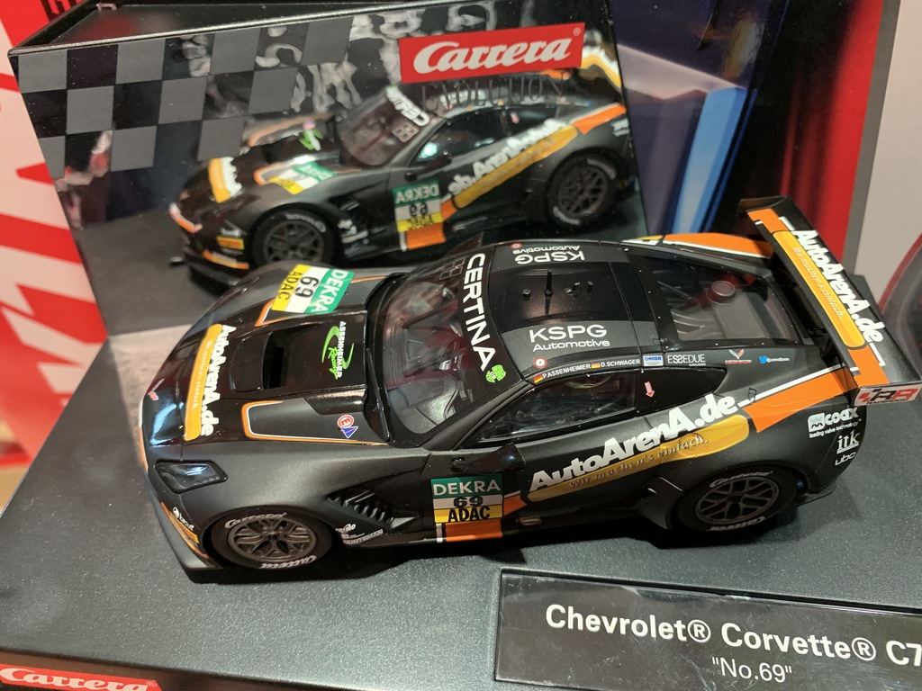 carrera evolution 27577 chevrolet corvette c7.r" n° 69"