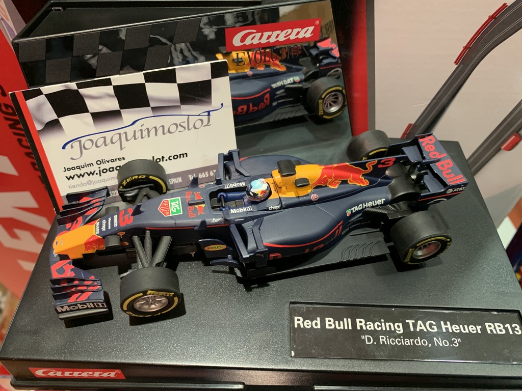 carrera evolution 27565 red bull racing tag heuer rb13