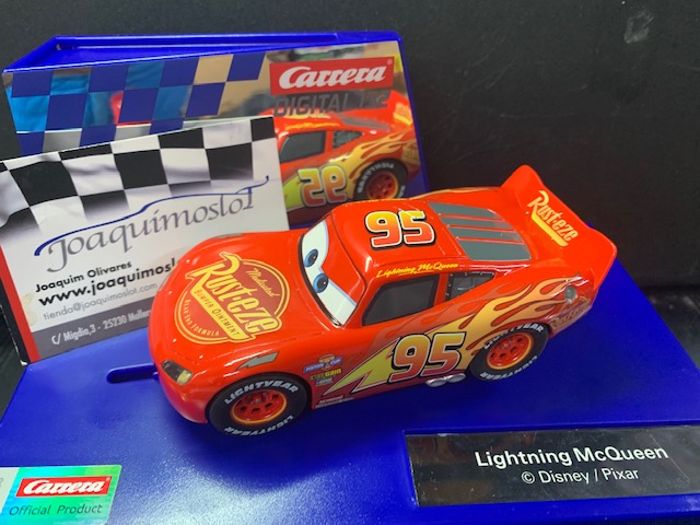 carrera digital 30806 disney pixar cars lightniing mc queen