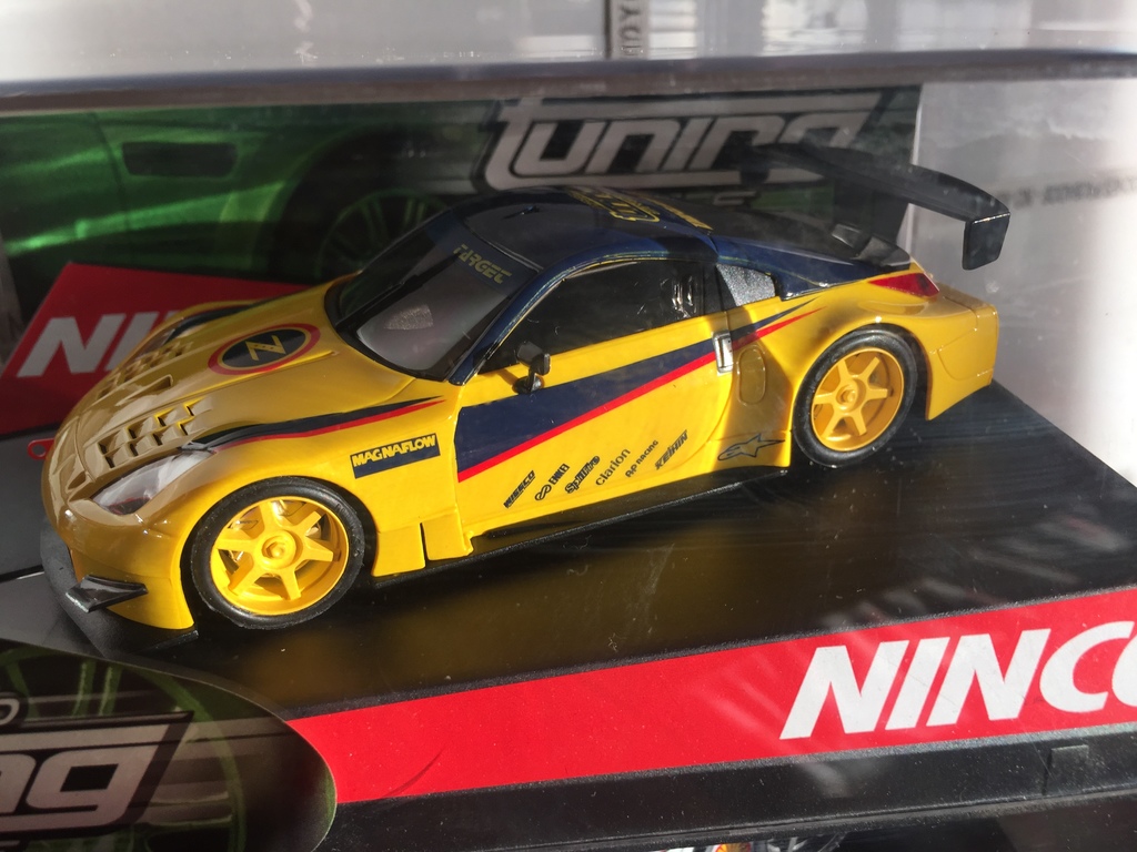 ninco 50419 nissan 350z tuning " amarillo"