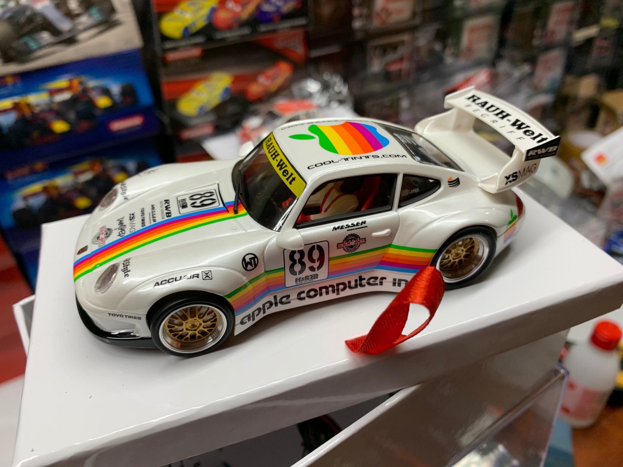 revoslot porche 911 gt2 - rwb white apple #90