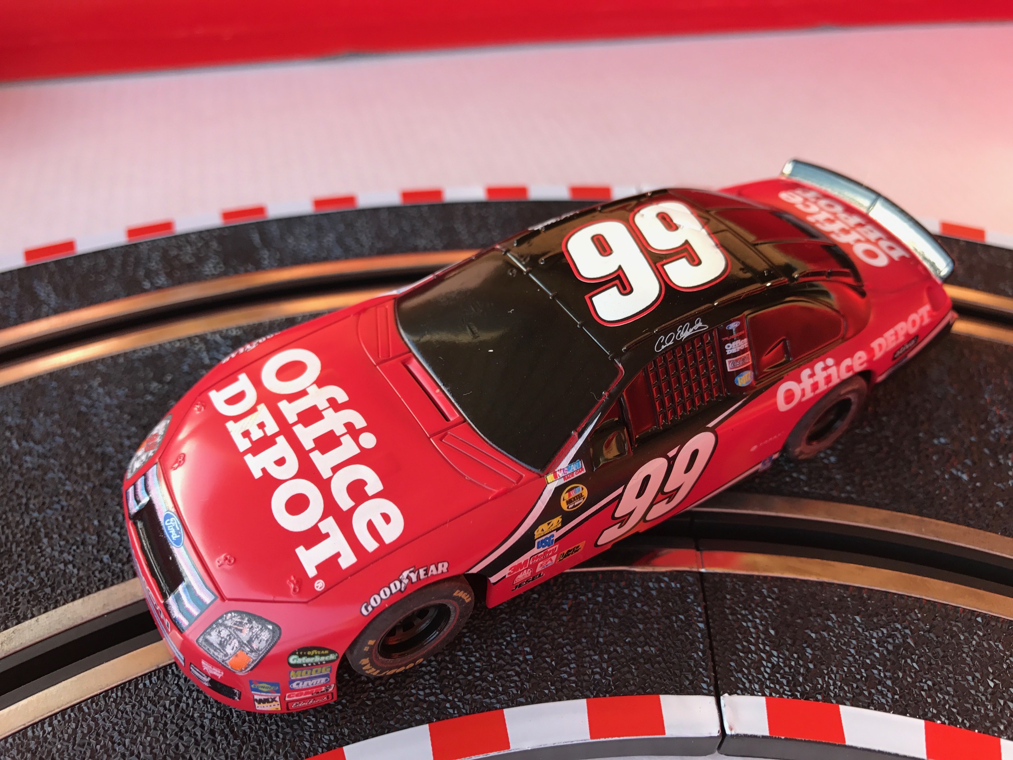 scalextric compacford fusion nascar " office depot" compact 1/43
