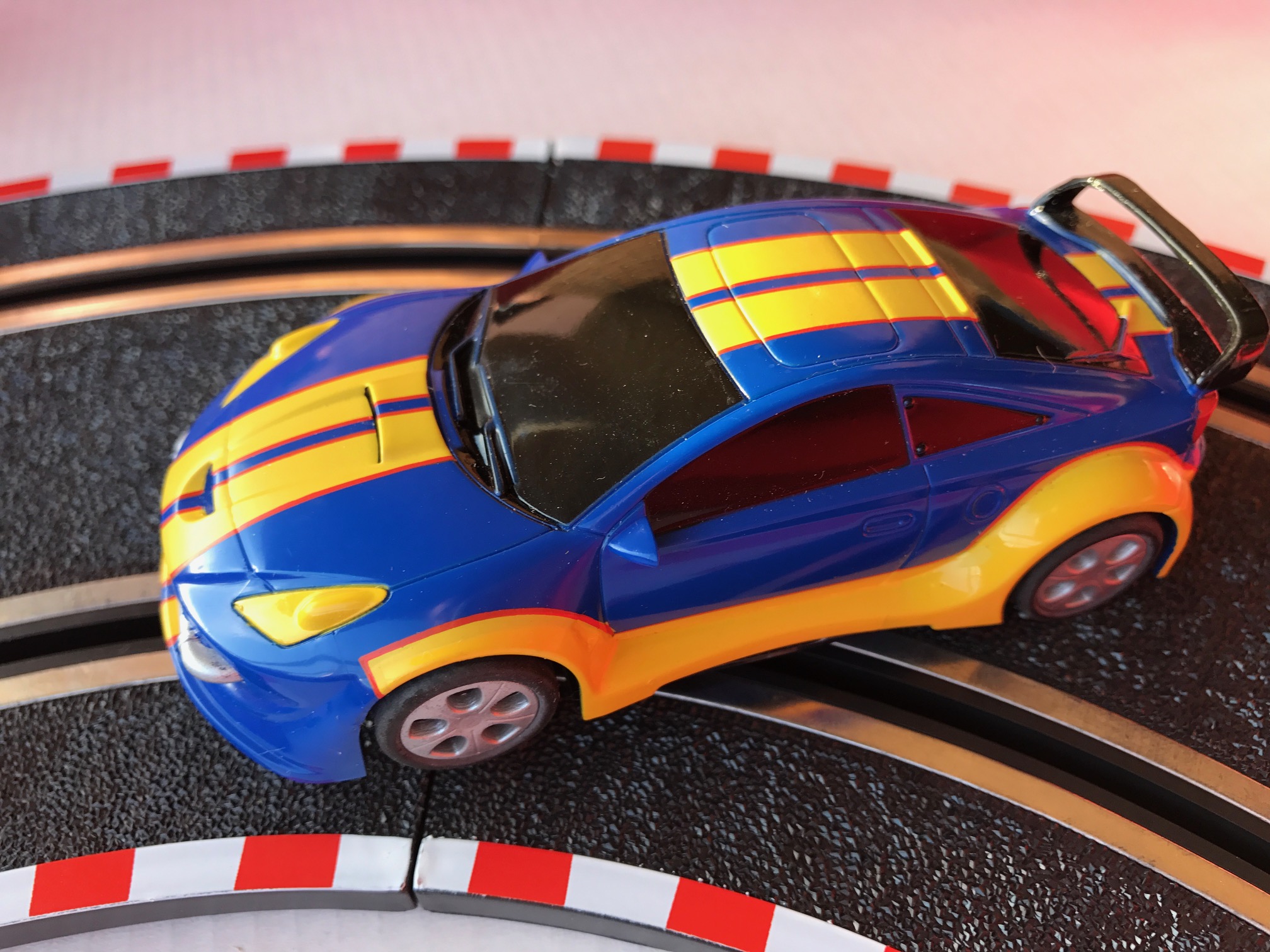 scalextric compact 143 tuning azul-amarillo