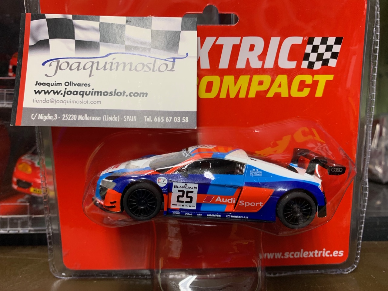 scalextric compact c10308s300 audi r8 lms gt3 'audi sport'