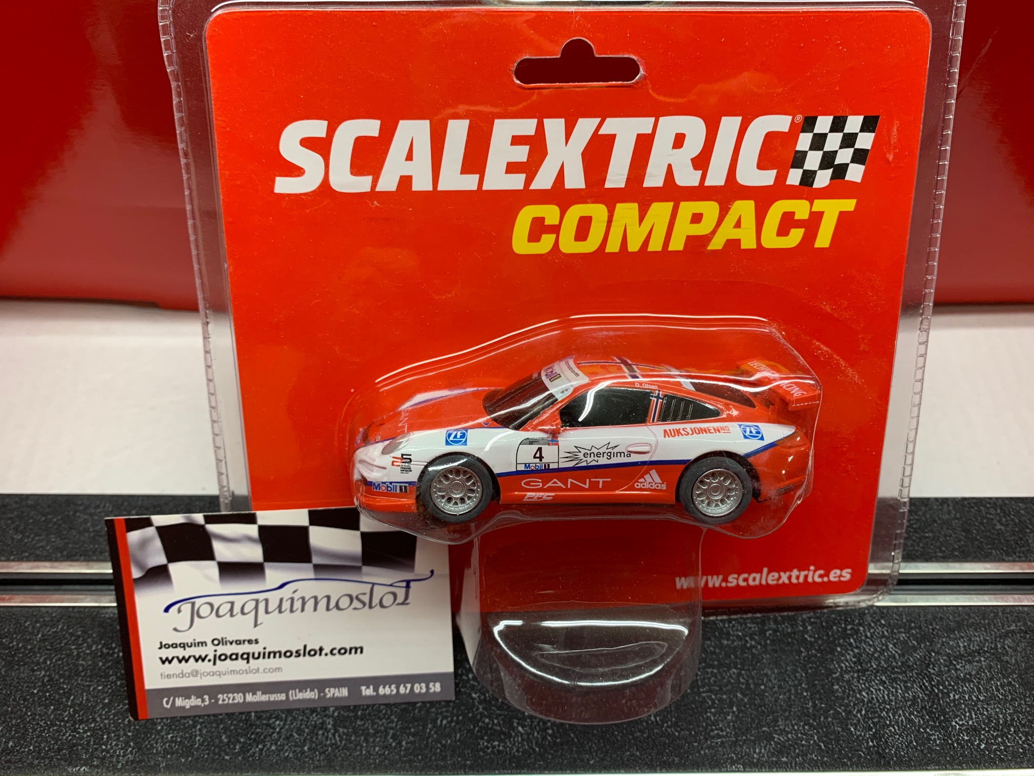 scalextric compat porsche 911 gt3 olsen