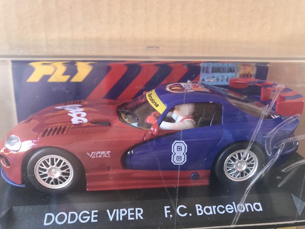 fly e-5 dodge viper f.c barcelona