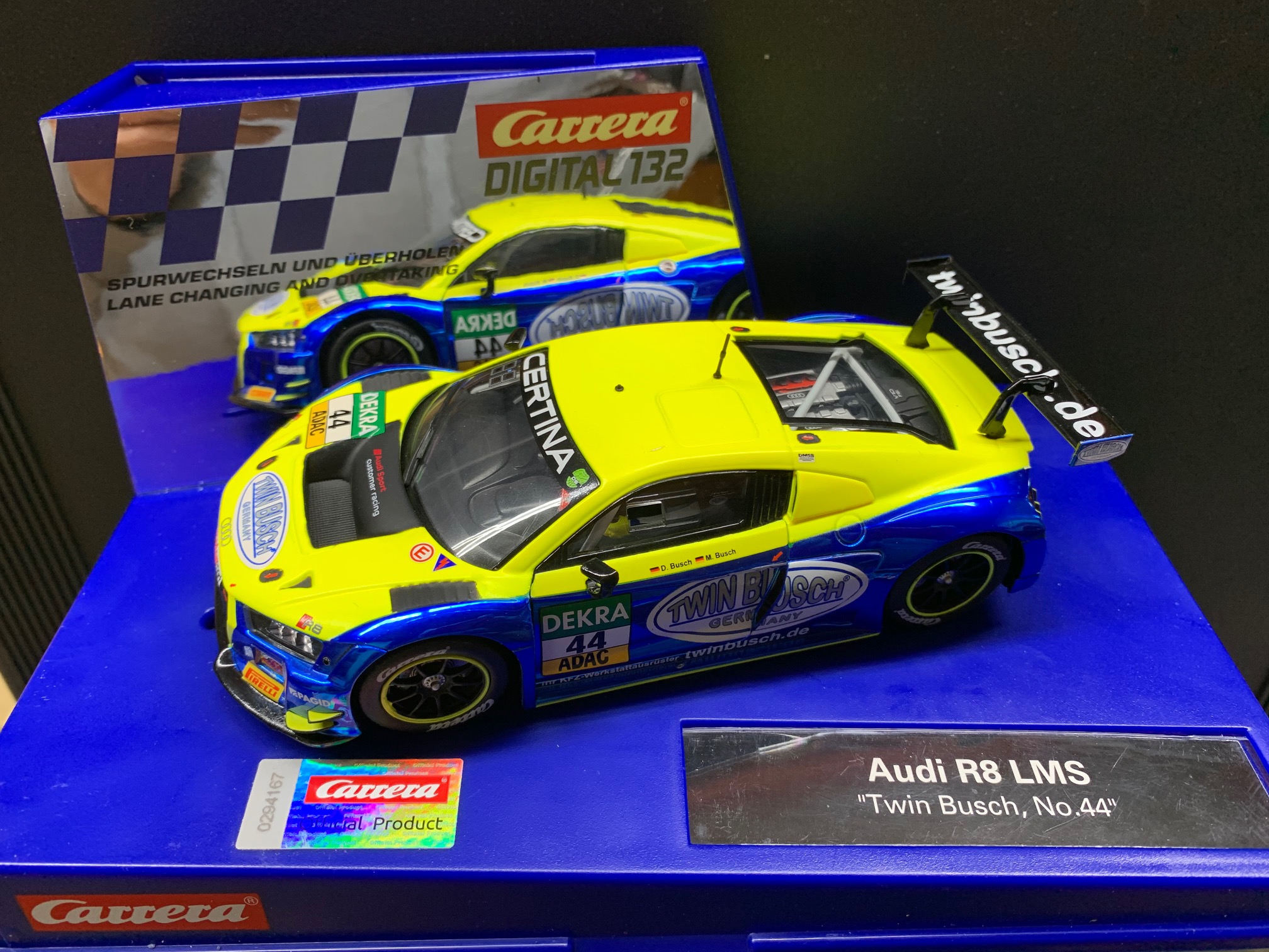 carrera digital 30851 audi r8 lms no.44