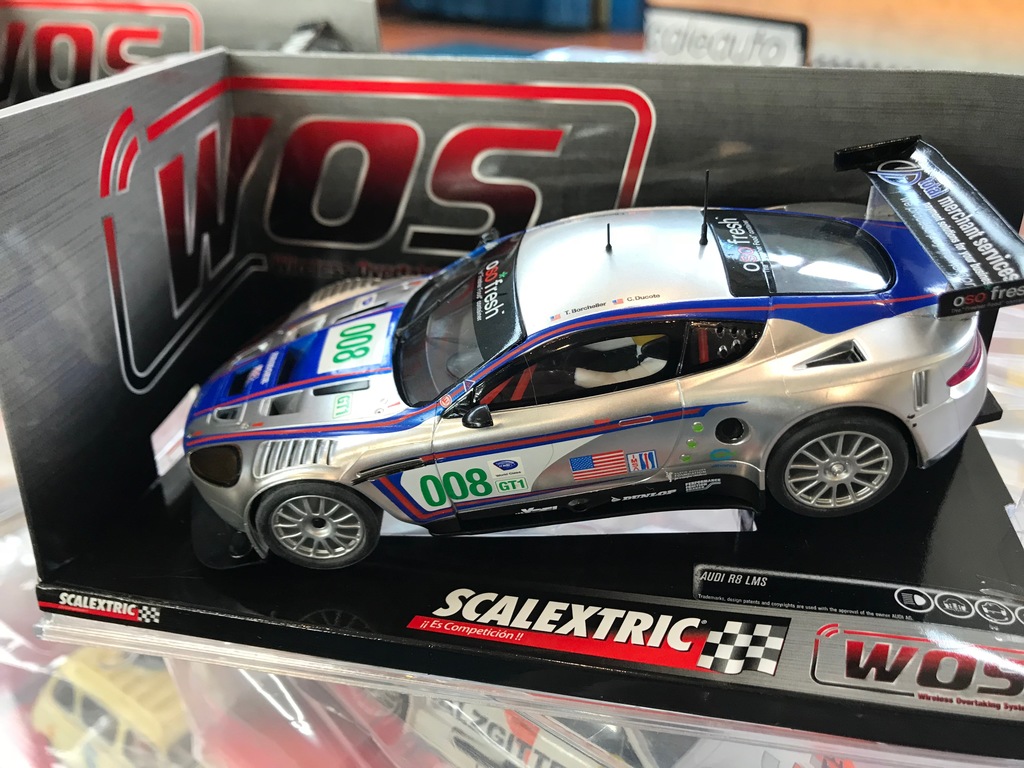 exclusivo aston martin dbr9 scalextric wos " terry "