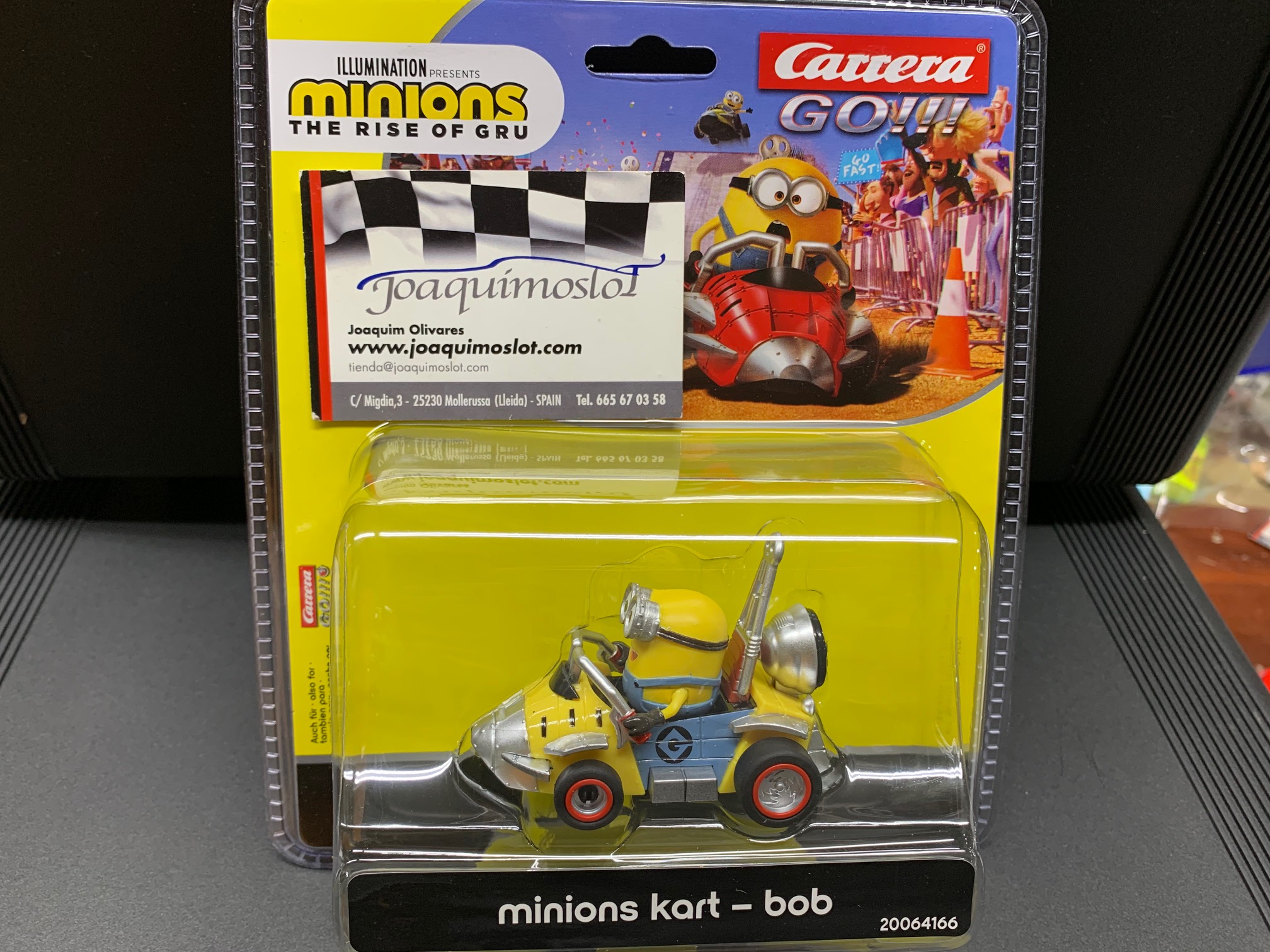 carrera go!!! 64166 minion kart bob