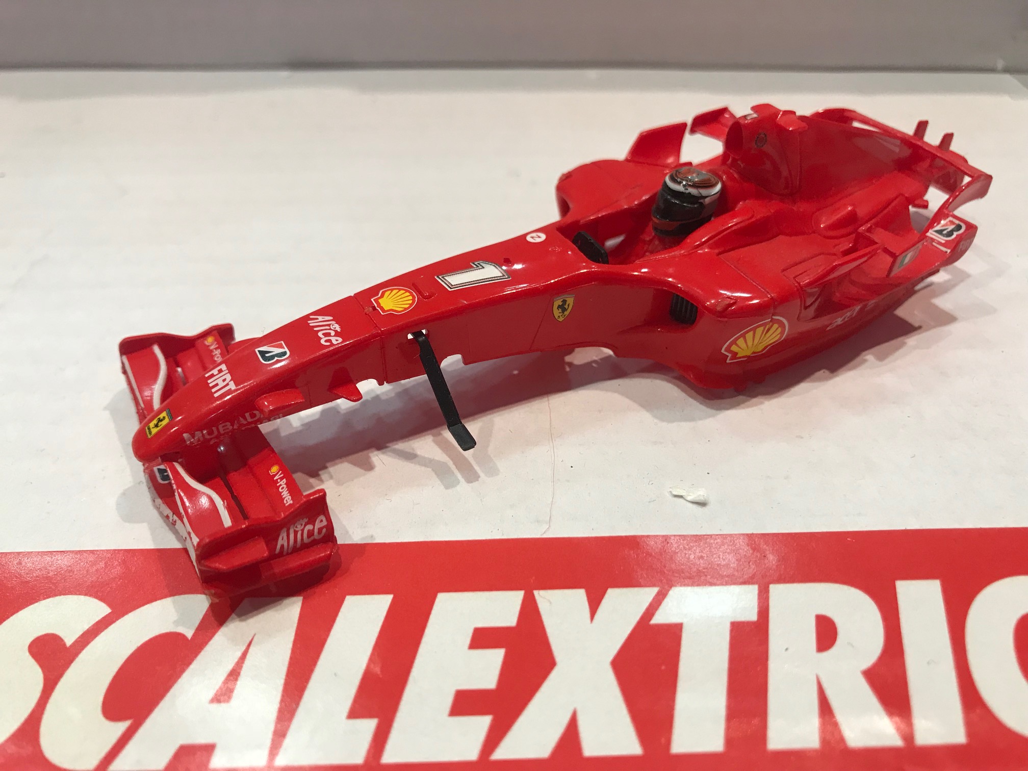 scalextric carroceria f1 ferrari kimi nº1
