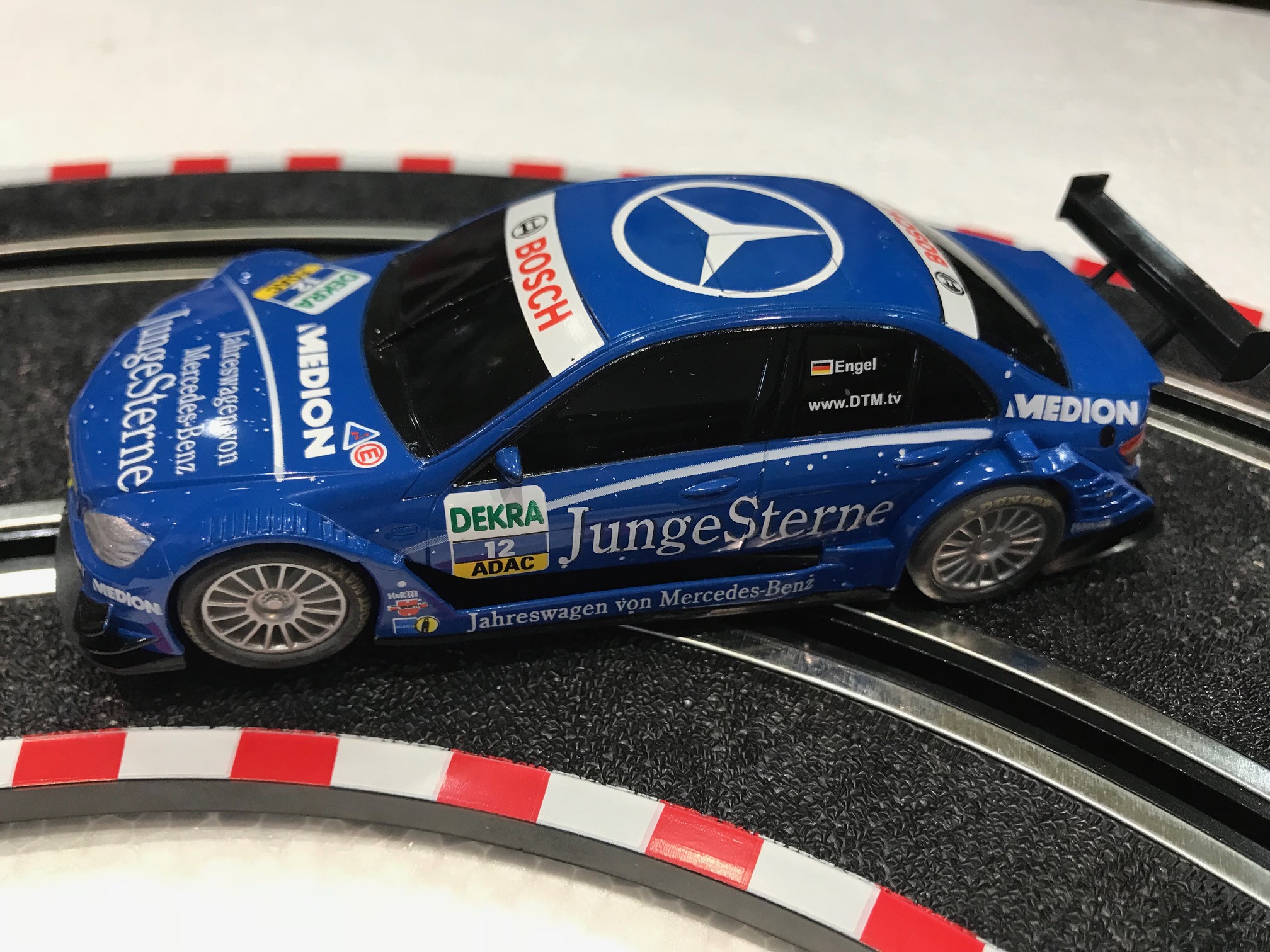 scalextric compact dtm azul 2 engel
