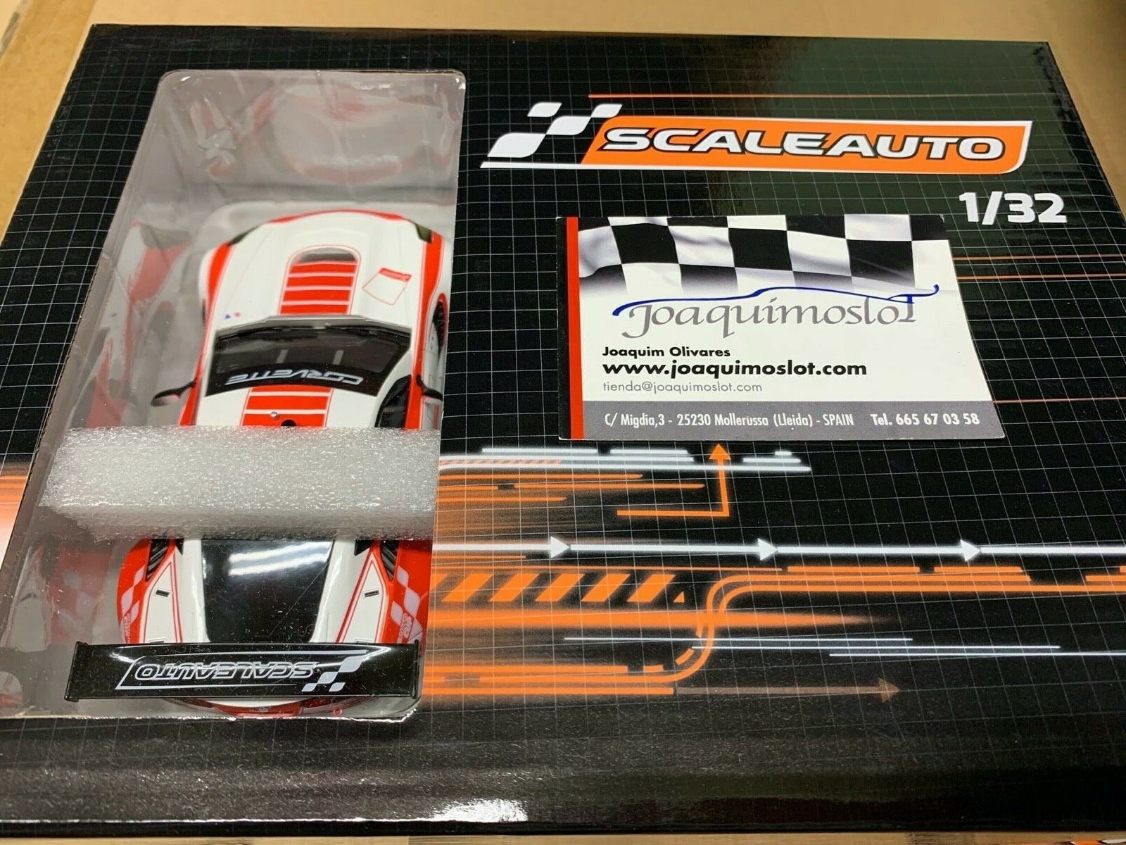 scaleauto sc-6179a american c7-r cup edition, white and red
