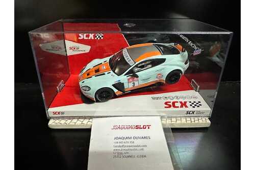 scalextric u10428x300 aston martin vantage gt3 gulf