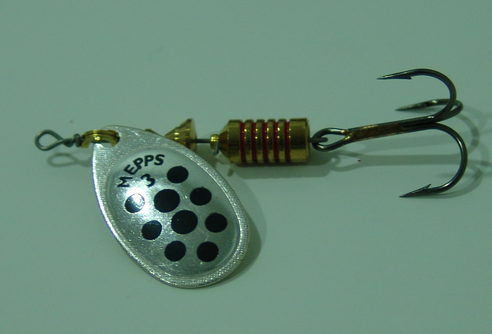CUCHARILLA MEPPS AGLIA 3 PLATA PUNTOS NEGROS