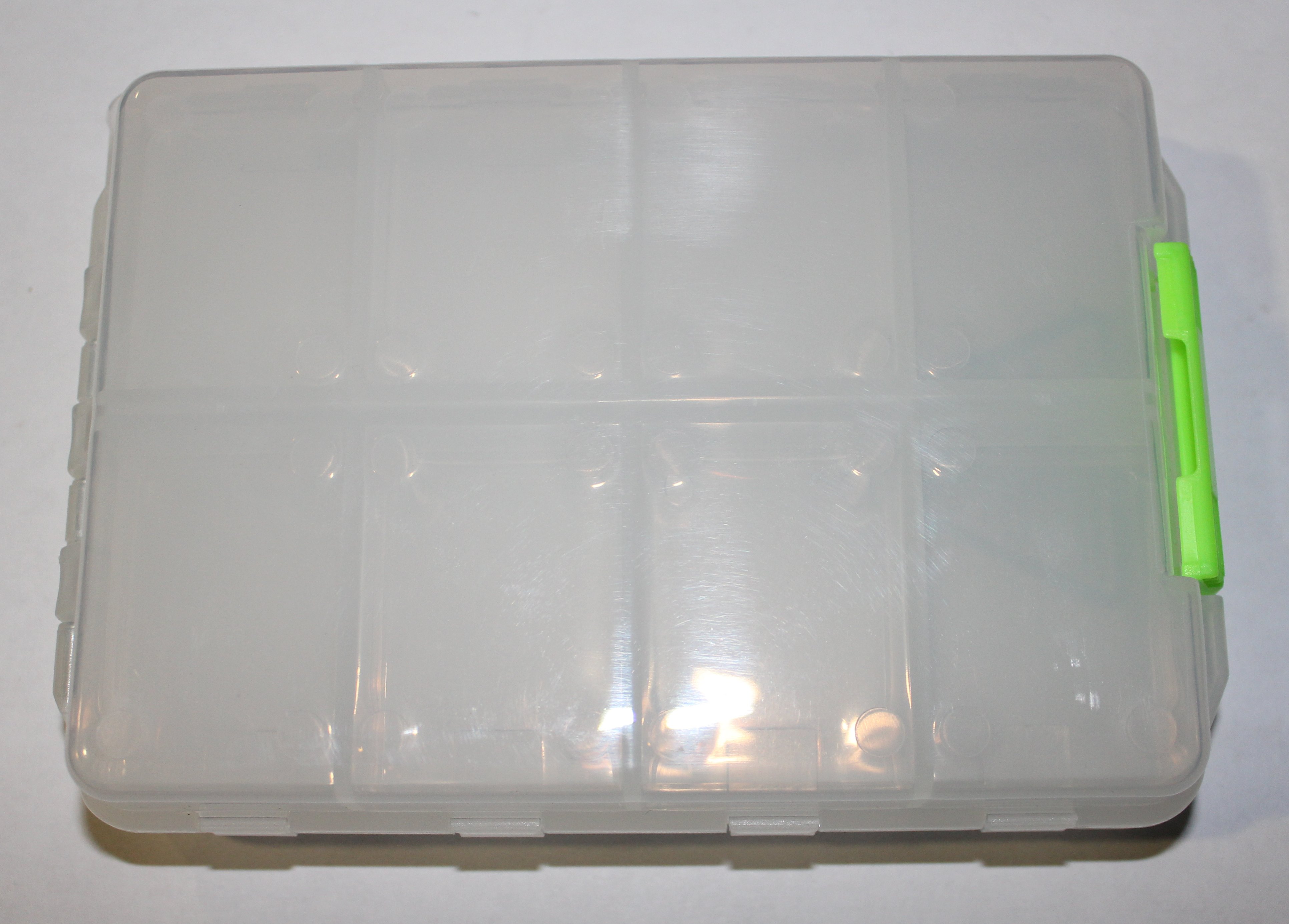 CAJA DE PESCA SF590