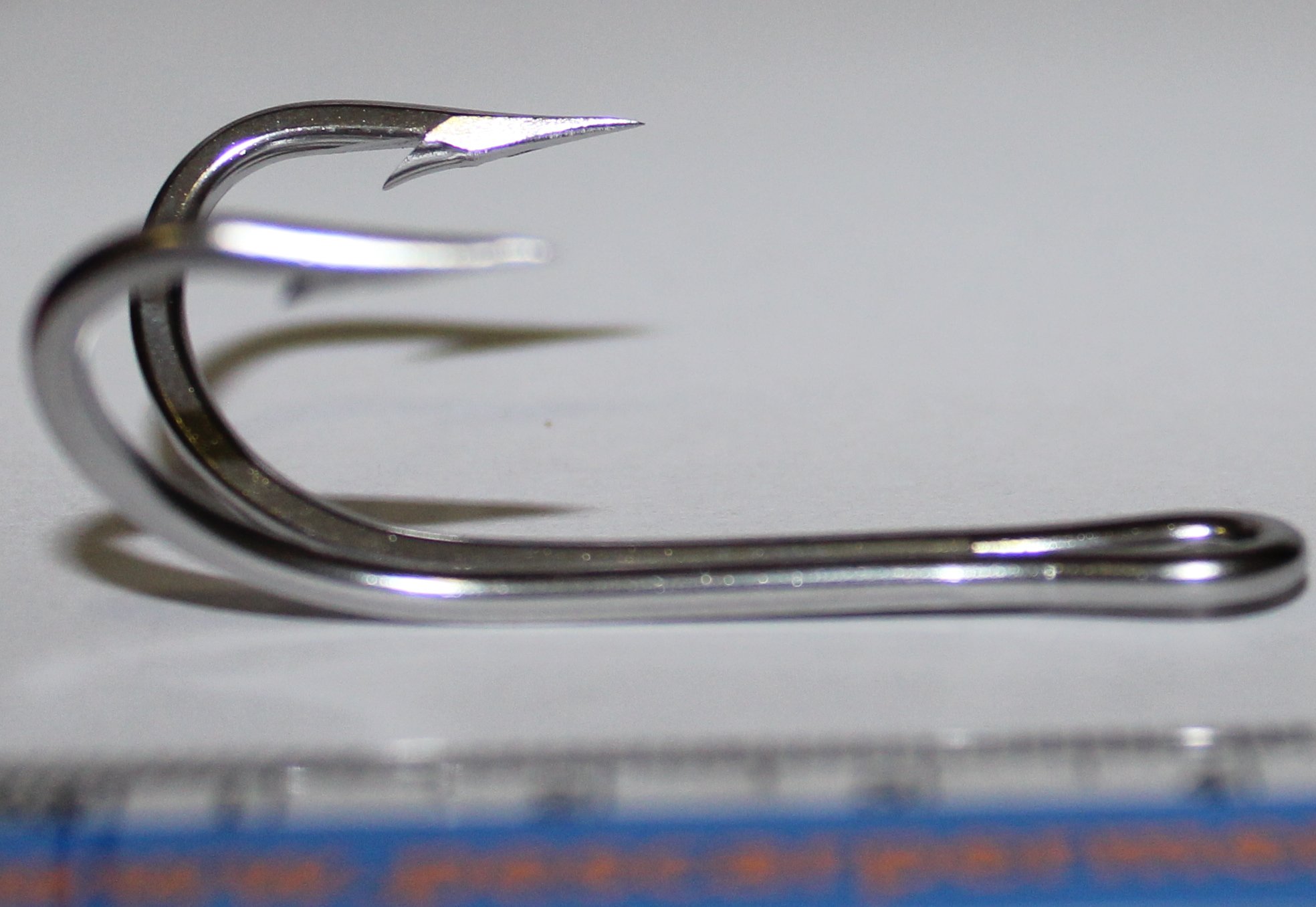 ANZUELO DOBLE MUSTAD 7982-HS 5/0 (unidad)