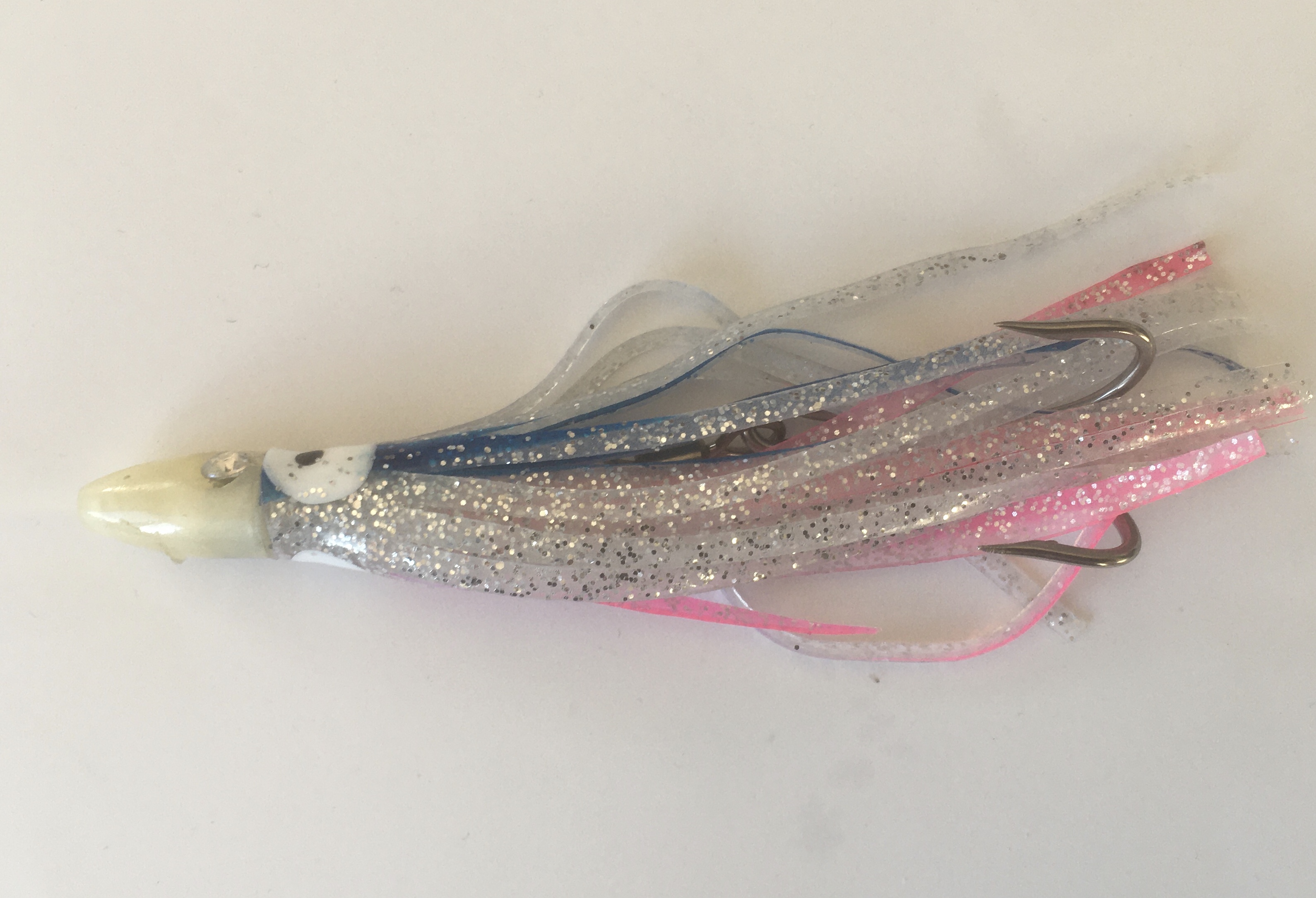 ESTANFISH TURBOTROLLING 9CM THE ASSASSIN - ANZUELO DOBLE