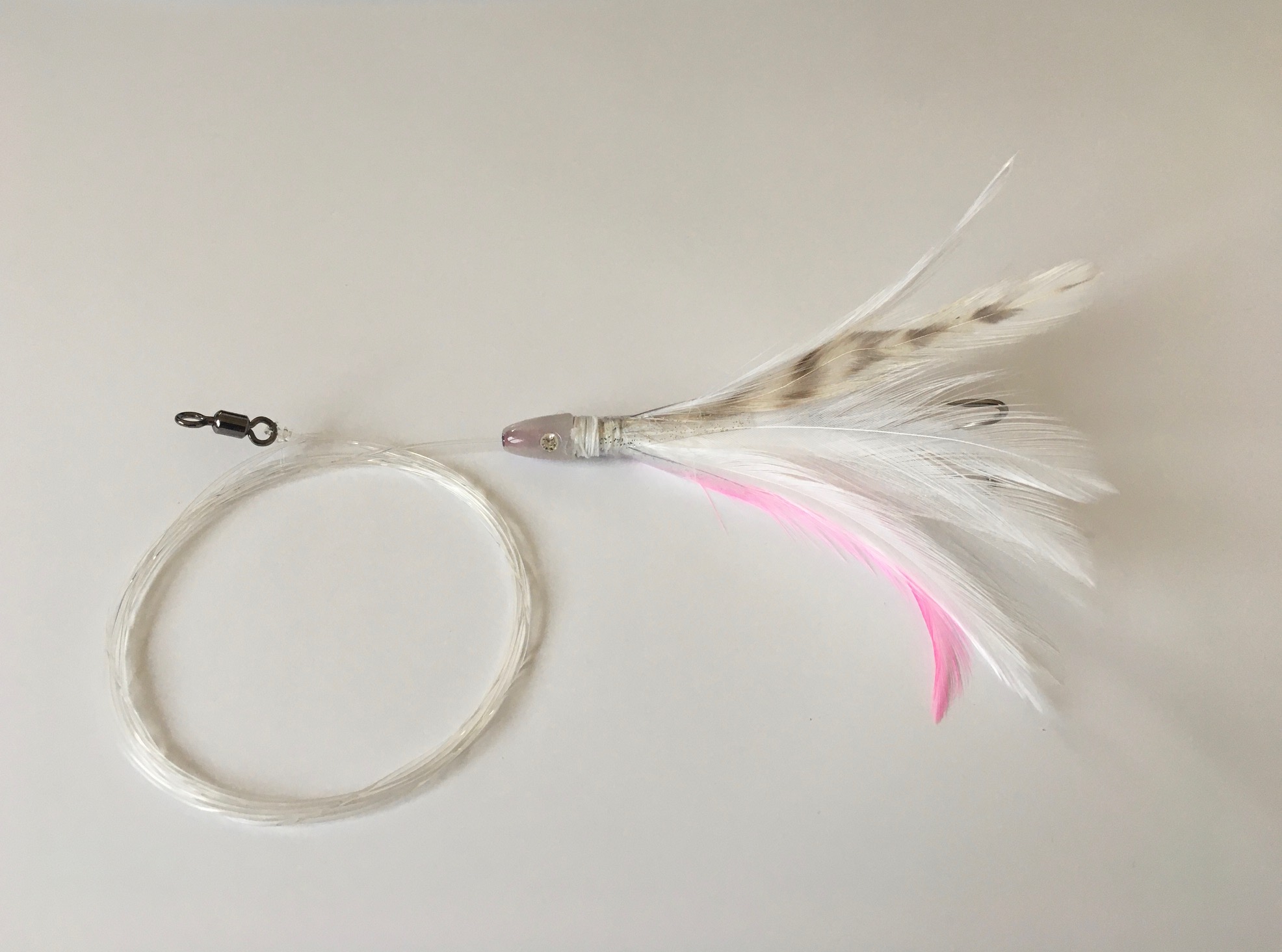 ES TUNA TROLLING CRYSTAL 11cm WHITE-PINK-STRIPED