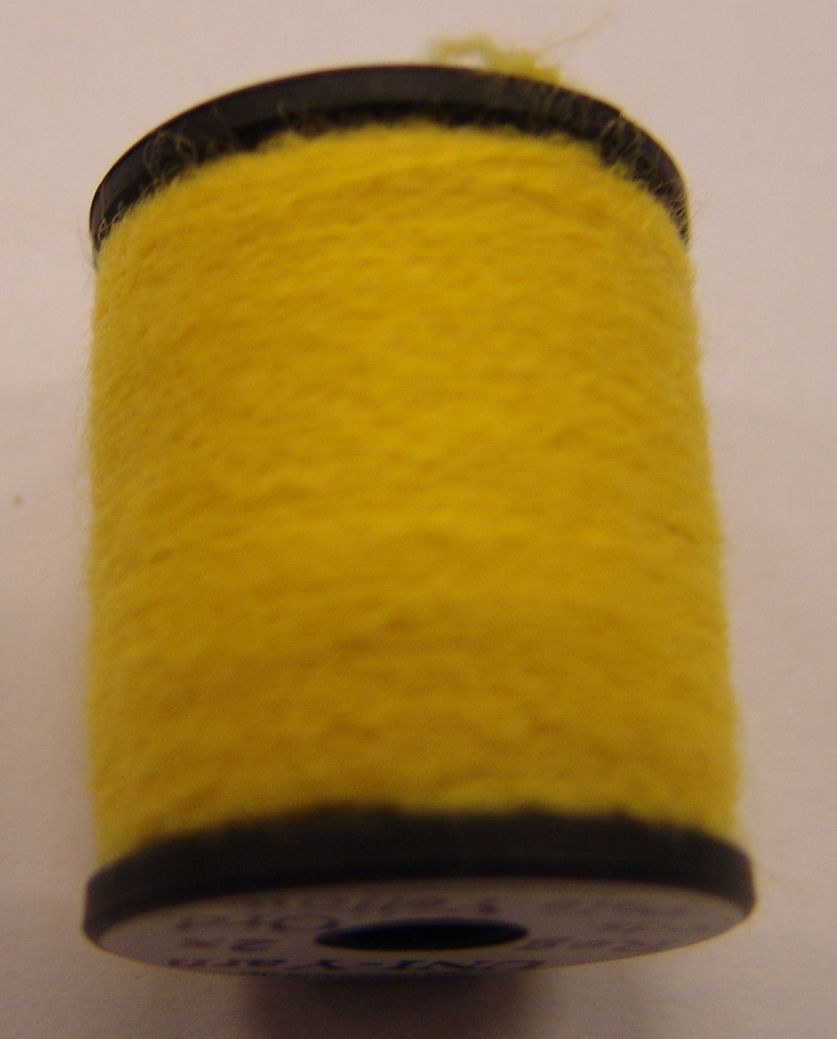 HILO MONTAJE UNI-YARN 2X PALE YELLOW