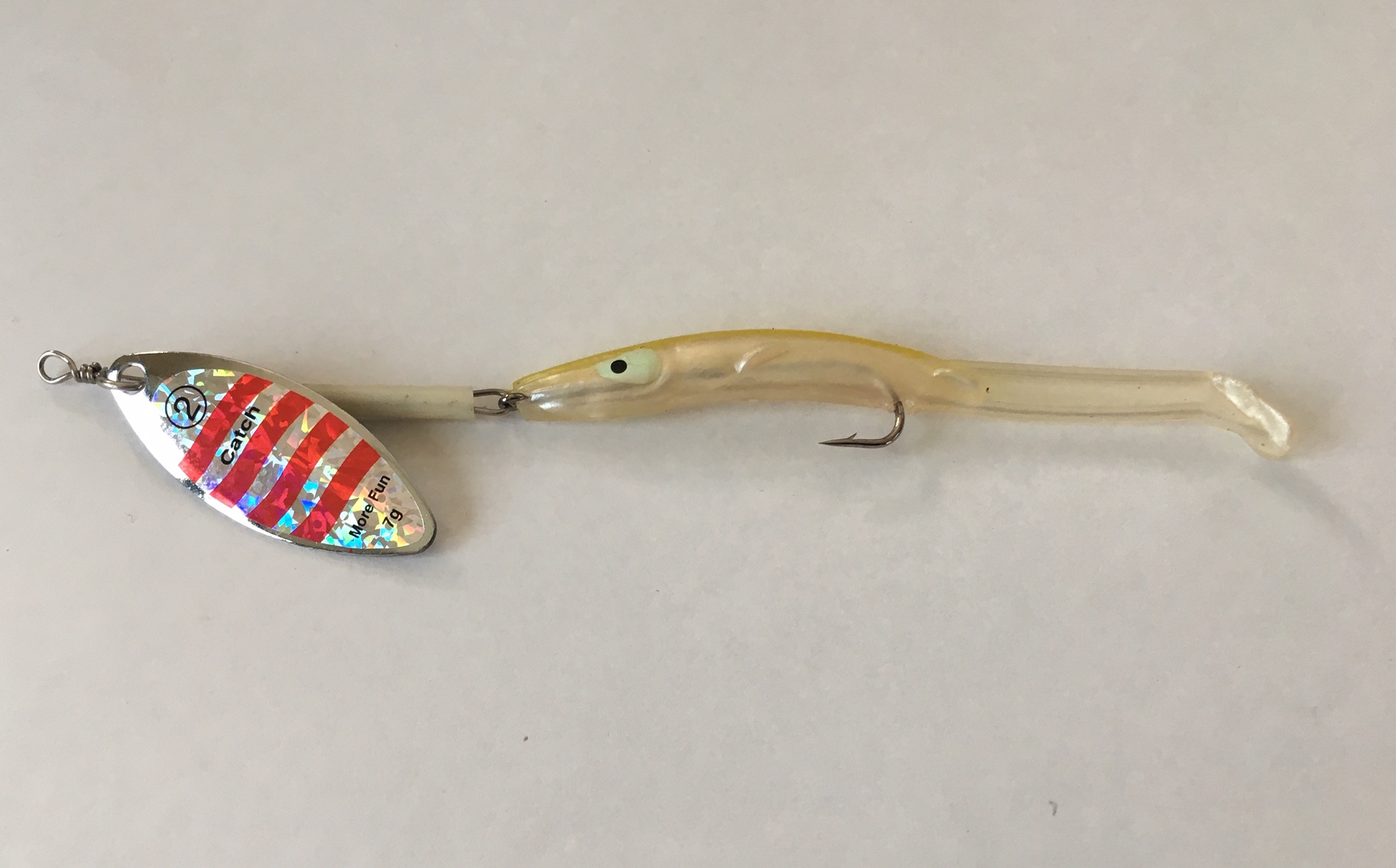 CUCHARILLA CON ANGUILON TITAN EEL 3 02