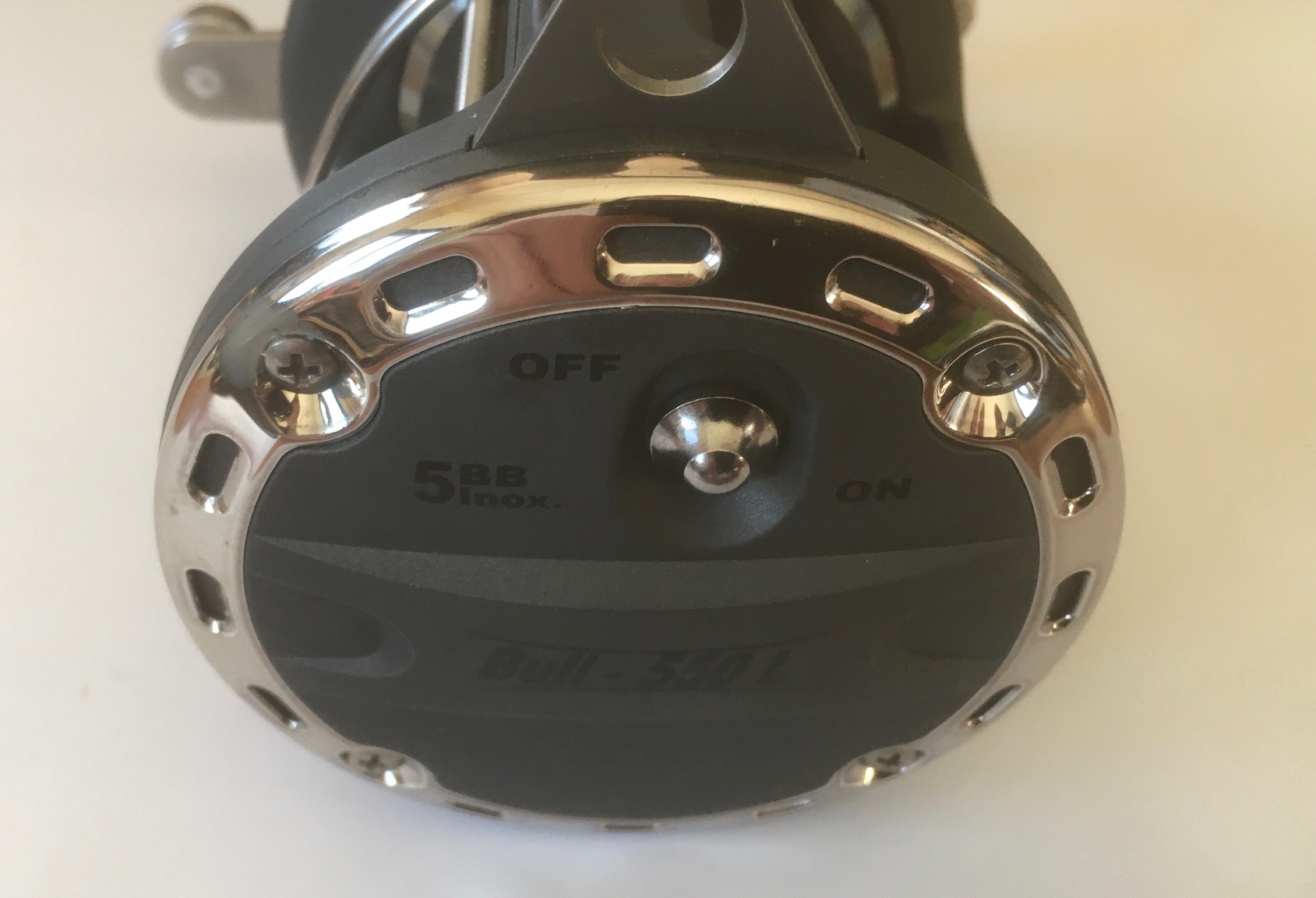 CARRETE HERCULY BULL-550L 15-20LB